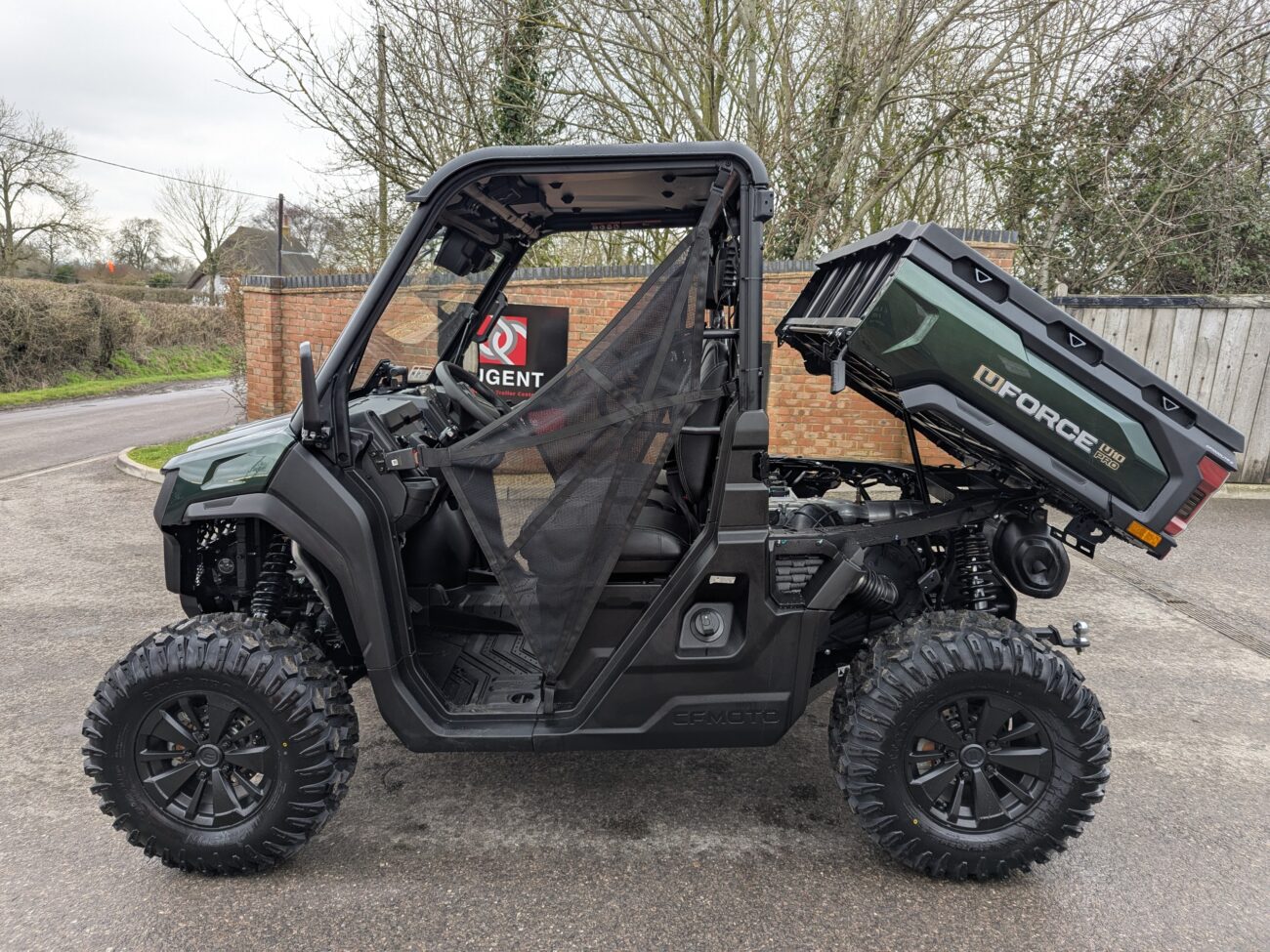 CFMOTO U10 Pro Agri Edition - side view