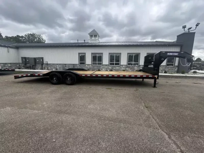 2026 Sure-Trac 102x28 Gooseneck Car Hauler 14000# GVW - front view
