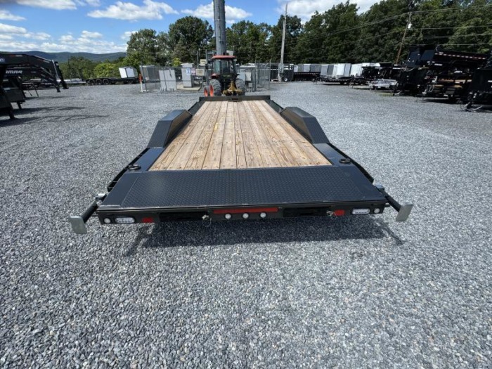 2025 MAXX-D 14000 GVW Car Hauler - front view