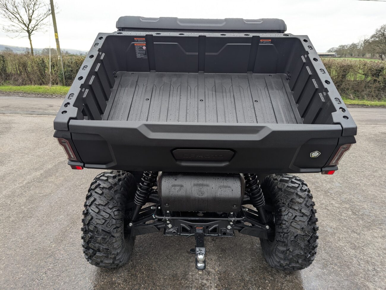 CFMOTO U10 Pro Agri Edition - three-quarter view