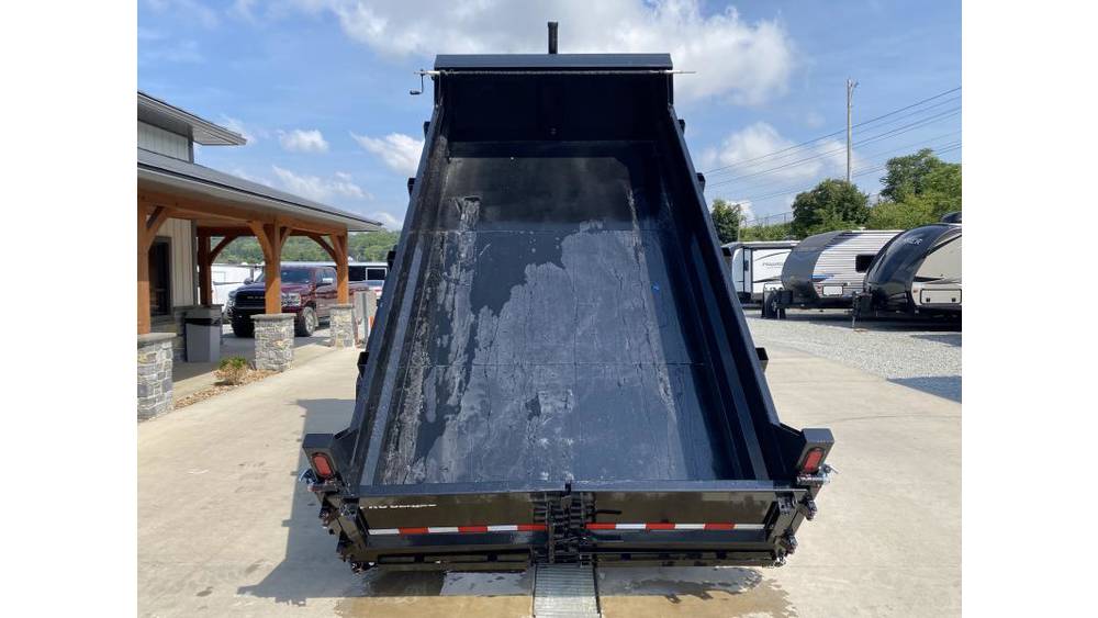 2026 Sure-Trac Gooseneck Dump Trailer - 7x14, 15,400 GVWR, Telescopic Hoist, Pro Series - interior view