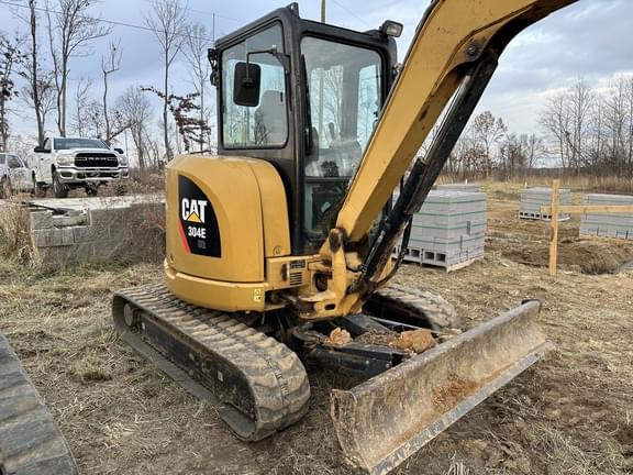 Cat 304E - front view